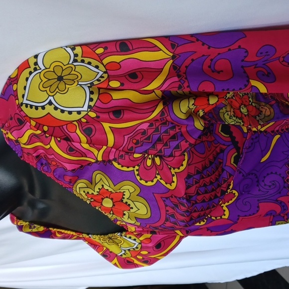 Leg Avenue Hippie Costume S/M, 19" PTP, 30" L - Picture 3 of 7